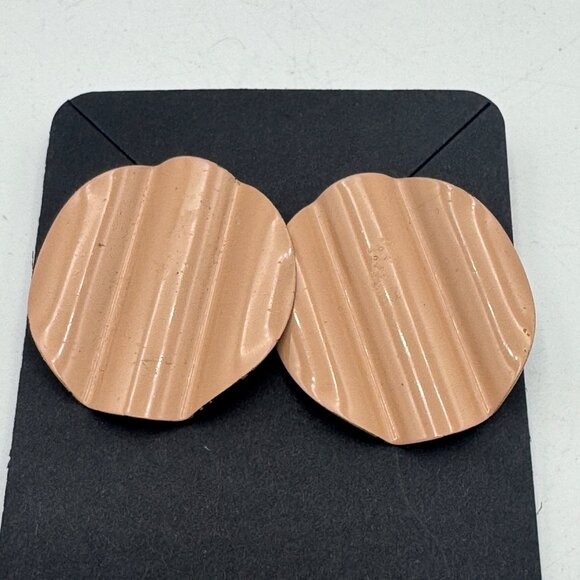 Textured Peach Colored Metal Geometric Stud Earrings - Picture 2 of 3